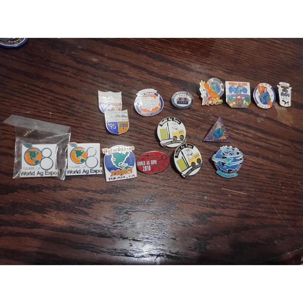 Vintage world ag‎ expo pin lot